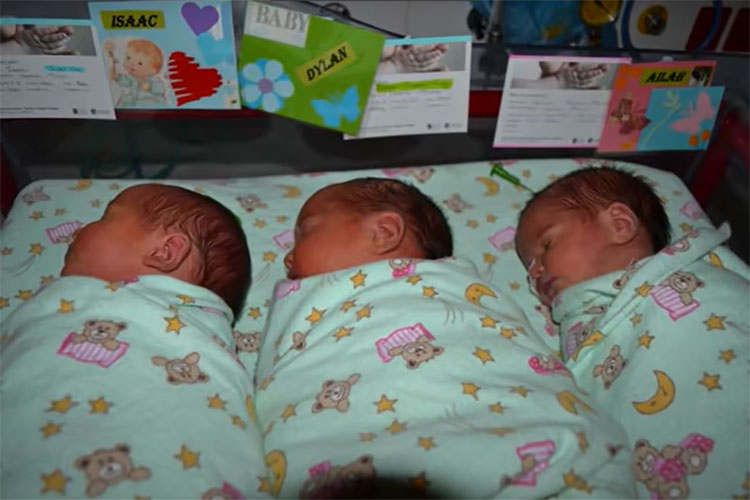 【32分長編動画】これは珍しい！三つ子を出産する妊婦さんのリアルで貴重な映像2
