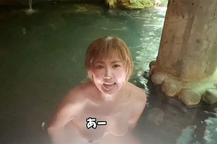 風呂　夫婦　乳首 露天風呂