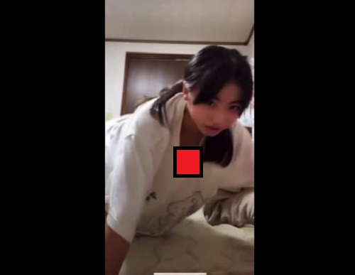 【動画あり】”健全な生配信中”に乳 首が映ってしまった素人の赤面ハプニングまとめｗｗｗｗ3