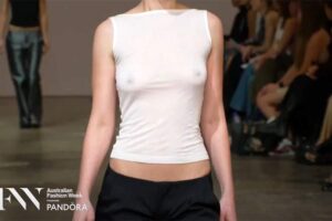 【透け乳首大量】Australian Fashion Weekでのファッションショーの様子