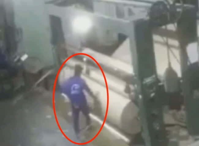 【閲覧注意】 工場のバイト、ルールを破り1秒で頭と右腕が無くなる（動画あり）