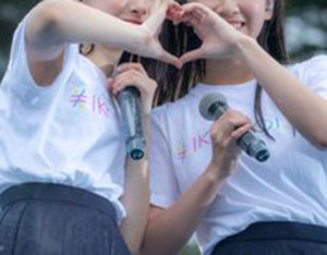 【朗報】 某有名アイドルさん、腋の処理が甘いｗｗｗｗｗ