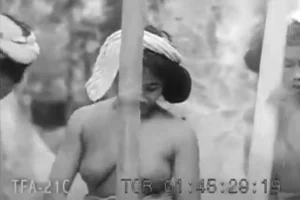 1946年に撮影されたらしいバリ島の人々の日常、普通にみんなおっぱい丸出し