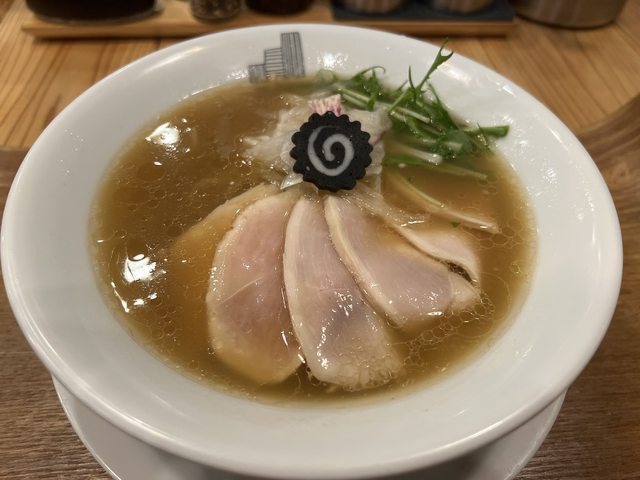 【悲報】 例の鶏肉チャーシューのラーメン店 50人以上を病院送りにしていた