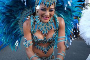 【おっぱままつり】炎天下の中で本場ブラジルのサンバダンサーの方々が激しく踊る！
