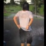 水遊びする日本のＪＫを撮影した、たった１７秒の動画。だがそれが良い