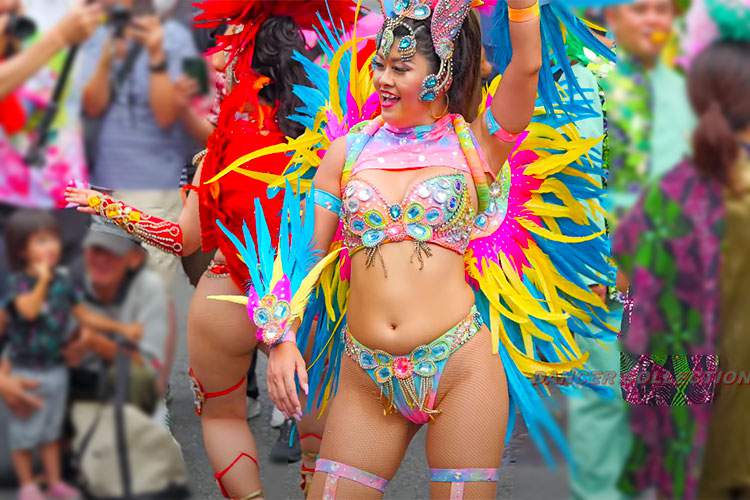 【希望が丘秋祭り2025】浅草サンバ2025優勝チーム「エスコーラ・ヂ・サンバ・サウーヂ」によるパレード！