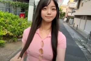 ギリギリ感が凄い（色んな意味で）ノーブラ散歩動画【ここねこカフェ🐈】