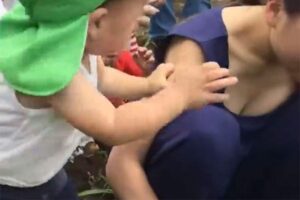 【驚異の408万回再生】ジャガイモ掘りする親子を撮影しただけなのに何故かバズっている動画