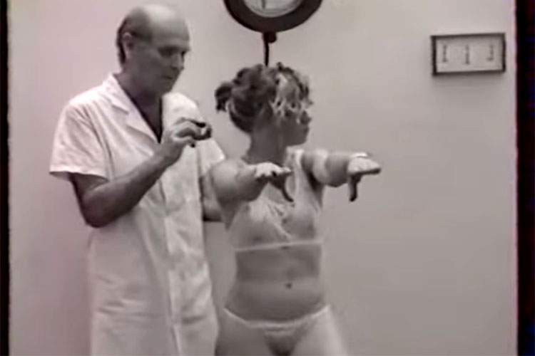 1991年撮影？の臨床検査の様子を記録した動画