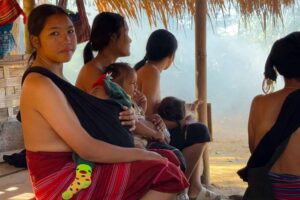 ラオスの少数民族「アカ族」の生活を撮影した映像A