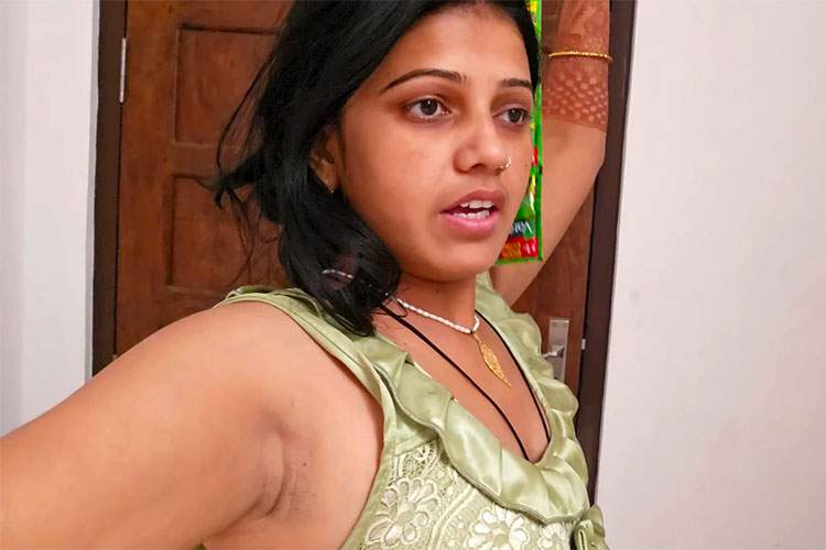 処理が雑な腋の下も必見！入浴動画を公開したインド人女性Youtuber