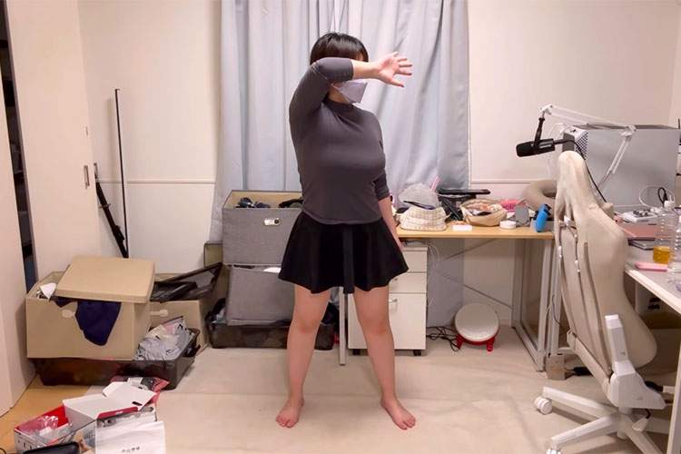 爆乳ぽっちゃりムチムチアラフォーYoutuberがdaisukeを踊る動画