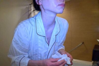 【ハプニング有】女性Youtuberが宿泊先ホテルで撮影したナイトルーティーン動画A